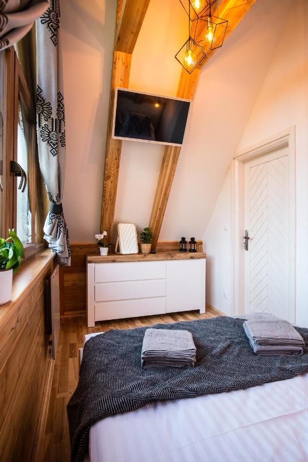 Domek & Apartament Na Ogrodzie Сухе Екстериор снимка
