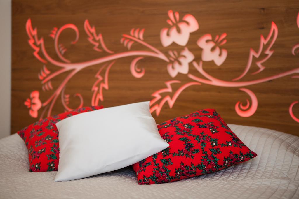 Domek & Apartament Na Ogrodzie Сухе Екстериор снимка
